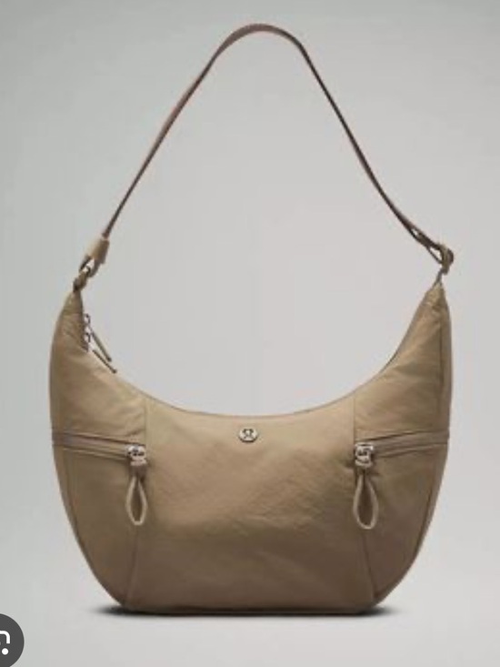 lululemon athletica Handbags - NEW Lululemon Slouchy Sling Bag 6L in Warm Ash Grey NWT Shoulder Crossbody Bag